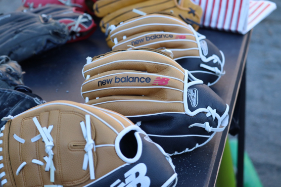 大谷翔平寄贈グローブで体験会！